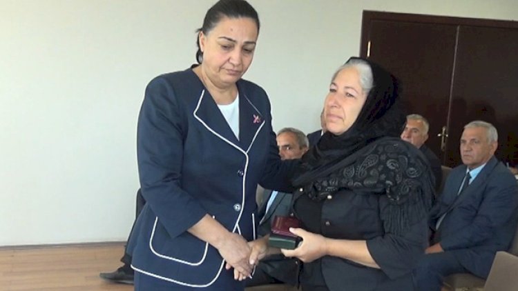    İşdən çıxarılan başçı kimdir?   