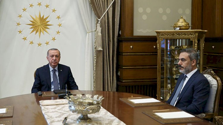    Ərdoğan Hakan Fidanı təltif etdi   