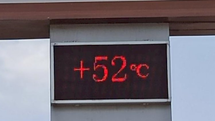    Rekord isti: Küçədəki termometrdə 52 dərəcə... - FOTO   