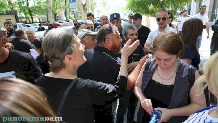    İrəvana üz tutan Qarabağ erməniləri səfil həyatı yaşayır   