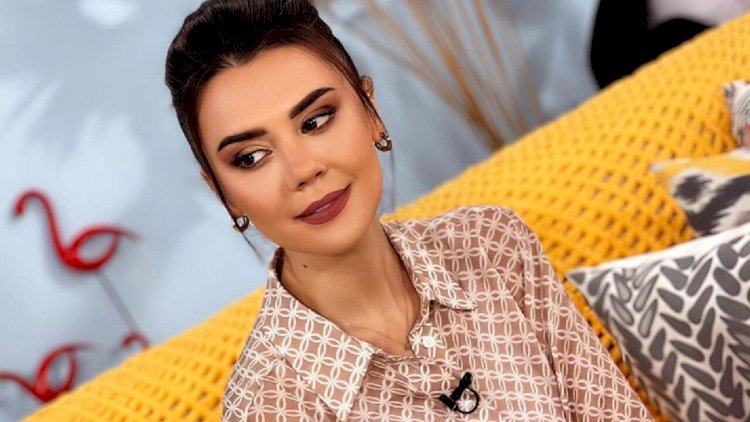    Oksana Rəsulova ARXİV FOTOLARInı paylaşdı   