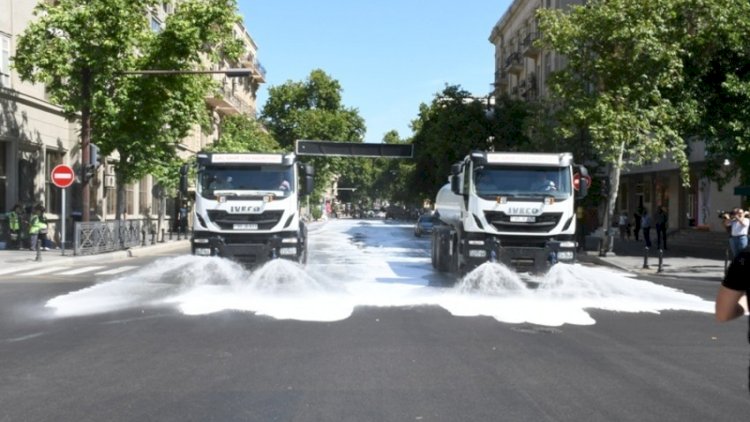    Bakının 551 küçəsi yuyuldu   