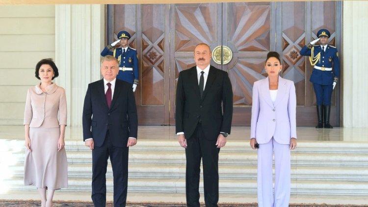    Bakıda Özbəkistan Prezidenti və xanımının şərəfinə dövlət ziyafəti verilir   