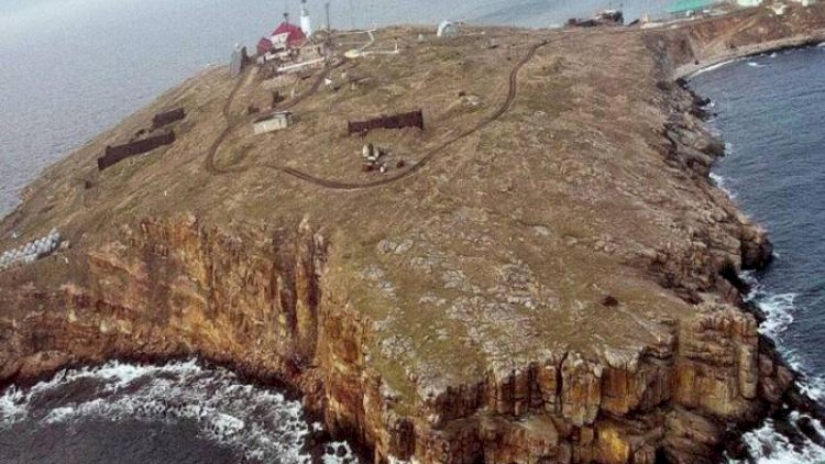    Rusiya təyyarəsi Qara dəniz üzərində vuruldu    
