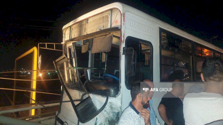    Abşeronda avtobusla minik maşını toqquşdu, sürücü öldü - Fotolar   