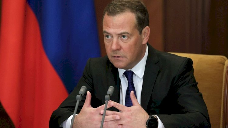   Dmitri Medvedev: “Rusiya NATO-ya müharibə elan edə bilər”   