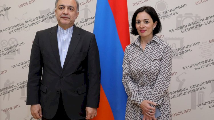    Ermənistan məktəblərində fars dili tədris olunacaq   