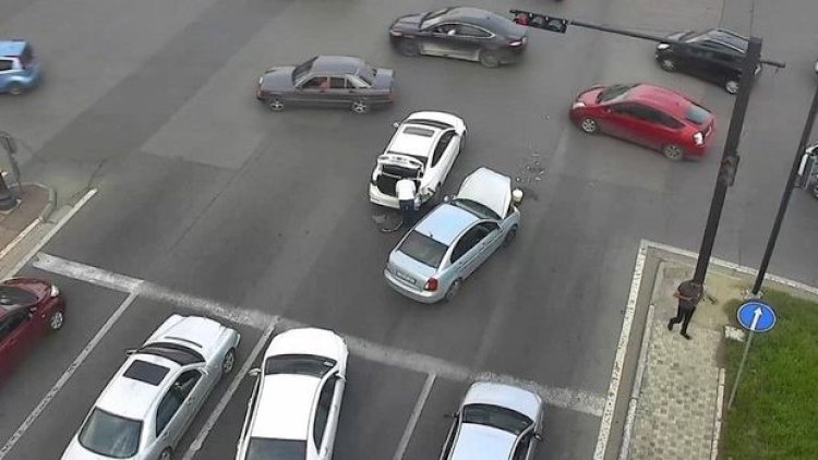    Bakıda qəza: Yolda sıxlıq yarandı   