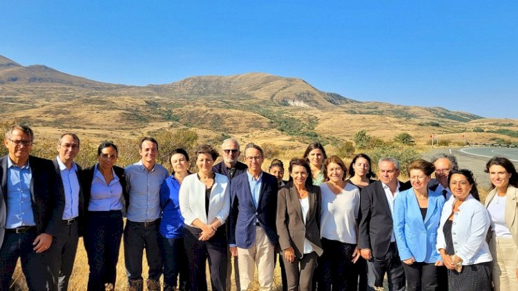    Paris merindən hiddət doğuran addım: Separatçıların “XİN başçısı“ ilə görüşdü   