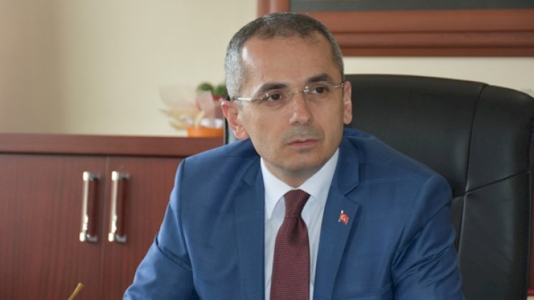    “Oğurladıqlarınız burnunuzdan gəlsin, kəfən pulunuz olsun”.  - İcra başçısı   