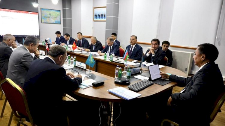    İstanbulda Azərbaycanın təşəbbüsü ilə TDT ölkələrinin dövlət başçılarının köməkçiləri görüşdü   
