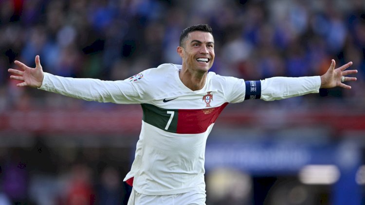    Messi ilə düşmən deyilik - Ronaldo   