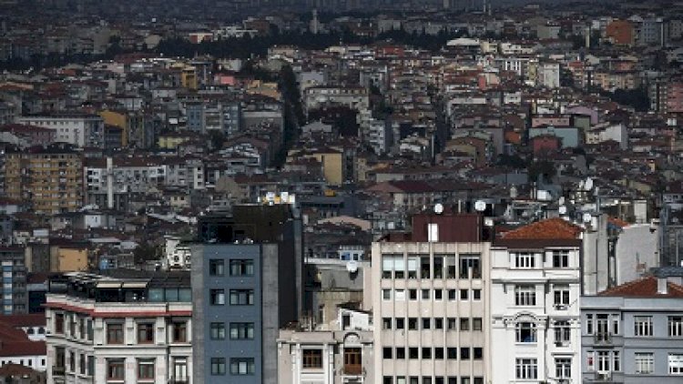    İstanbulda qasırğa xəbərdarlığı verildi   