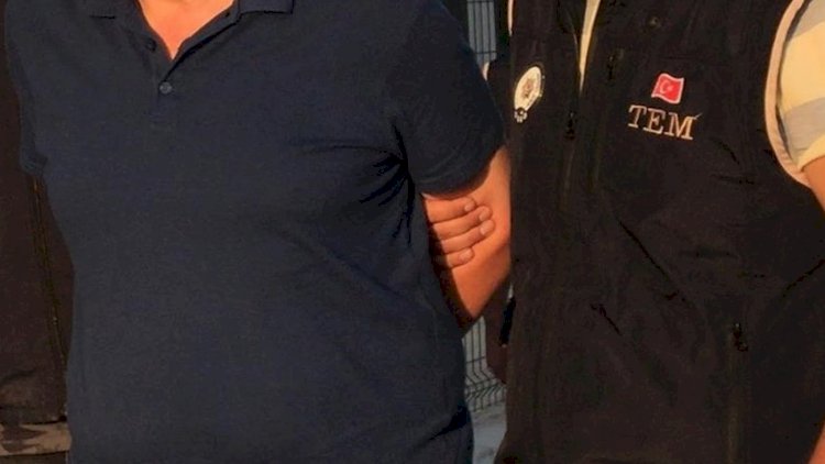    İzmirdə FETÖ əməliyyatı: 8 nəfər həbs olundu   