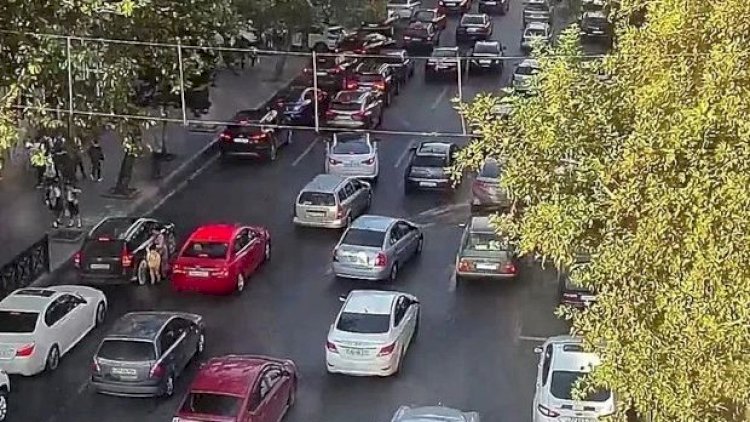    Paytaxtın hansı küçələrində sıxlıq var?    