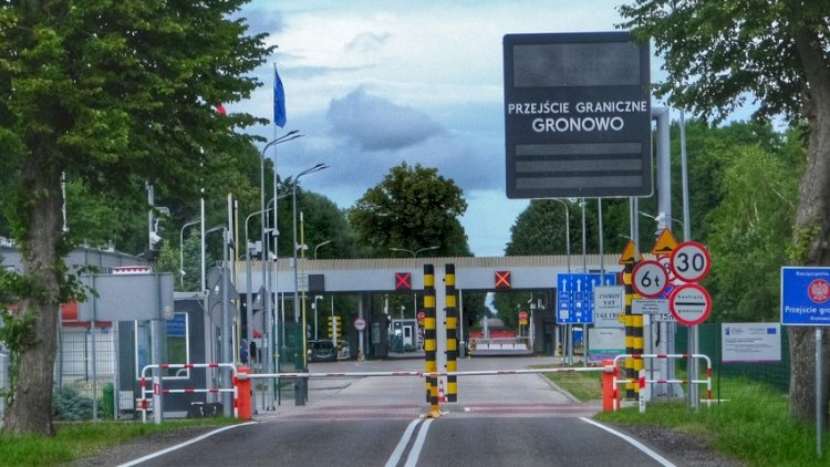    Sabahdan Rusiya avtomobillərinin bu ölkəyə girişinə qadağa qoyulacaq   