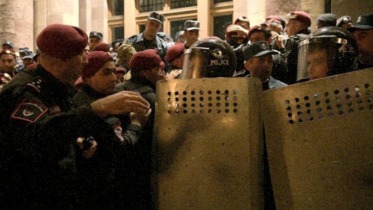    Rusiya səfirliyinə hücum edənlər saxlanıldı   