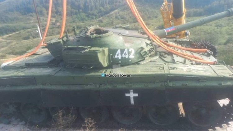   Şuşanın girişinə qoyulan tank götürüldü -FOTO   