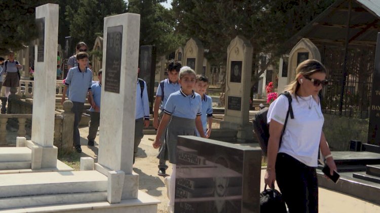    Biləcəridə məktəb yolu qəbiristanlıqdan keçir - Video   