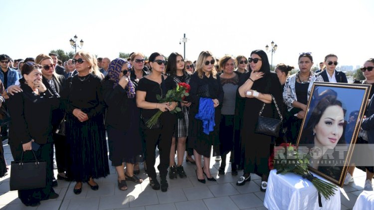    Qənirə Paşayeva dəfn olundu   