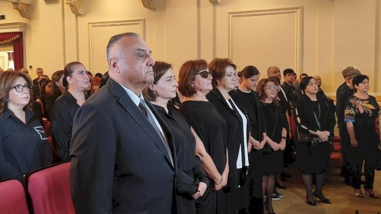    Eldar Mahmudov üzə çıxdı : İllər sonra - FOTO   