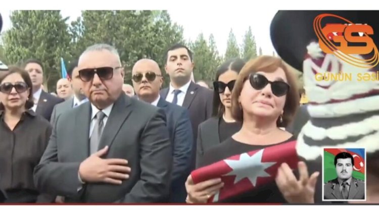    Eldar Mahmudov Əli Nağıyevə belə təzim etdi -VİDEO   