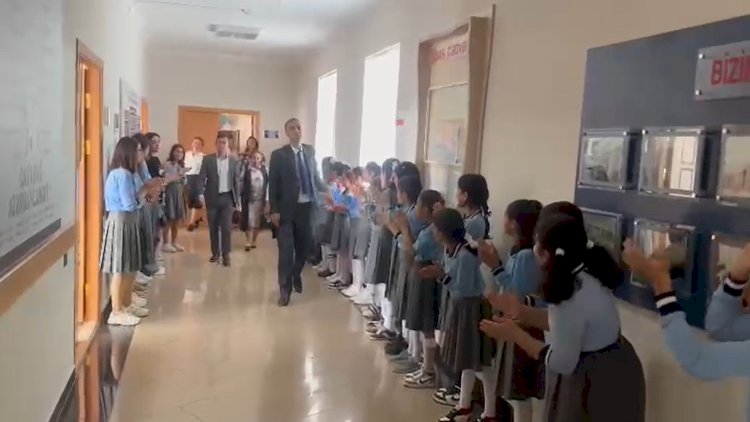    15 il direktor işlədi, görün necə yola saldılar - VİDEO   