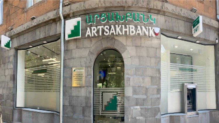    ŞOK! Ermənilərin Qarabağdakı “bankı”ndan 100 kisə qızıl-zinət əşyası oğurlanıb   