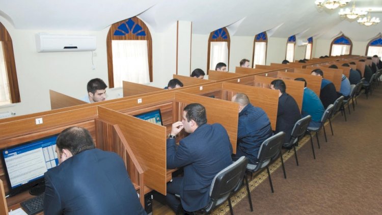    Prokurorluq orqanlarında işləmək istəyən namizədlər üçün test imtahanı keçirildi   