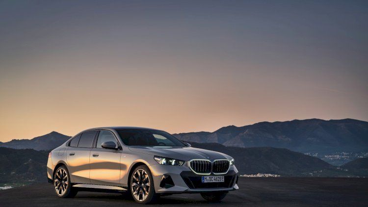    Yeni BMW 5 Seriya Sedan -   FOTOLAR