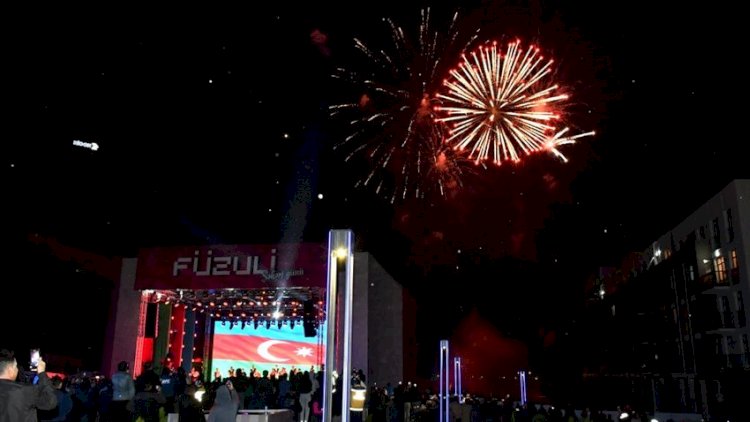    Füzuli Şəhəri Günü atəşfəşanlıqla başa çatdı - Fotolar   