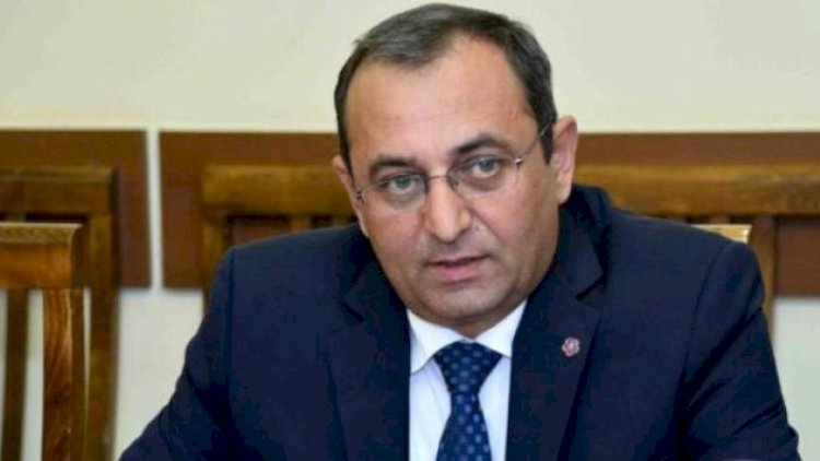    Minasyan: Paşinyan Avropada sırf öz kreslosunu müdafiə edib   