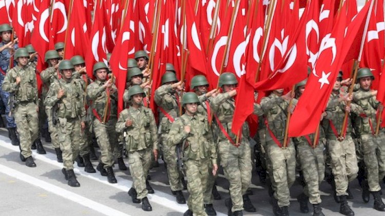    Türkiyə hərbi büdcəsini 150% artırır   