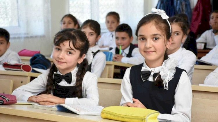    Noyabrda şagirdlər 16 gün dərsə getməyəcəklər   