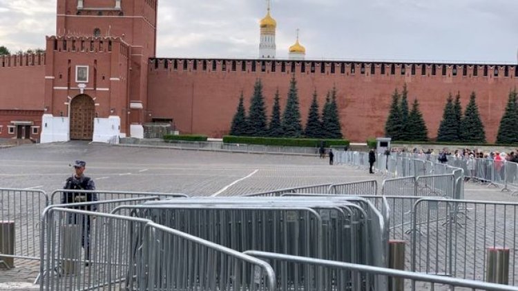    Moskvada Qırmızı Meydan bağlandı - Fotolar   