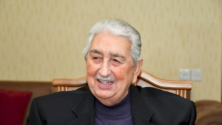    Arif Babayevə Azərbaycan Prezidentinin fəxri diplomu təqdim edildi - Fotolar   