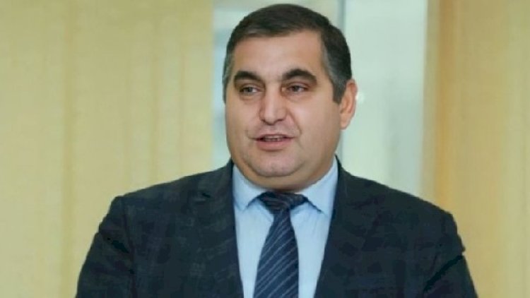    “Elə bilirdiniz bir saatın içində Acun sizi milyonçu edəcək?”   