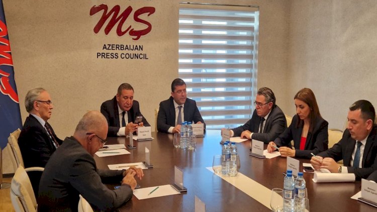    Mətbuat Şurası və MEDİA müzakirə apardı - Fotolar    