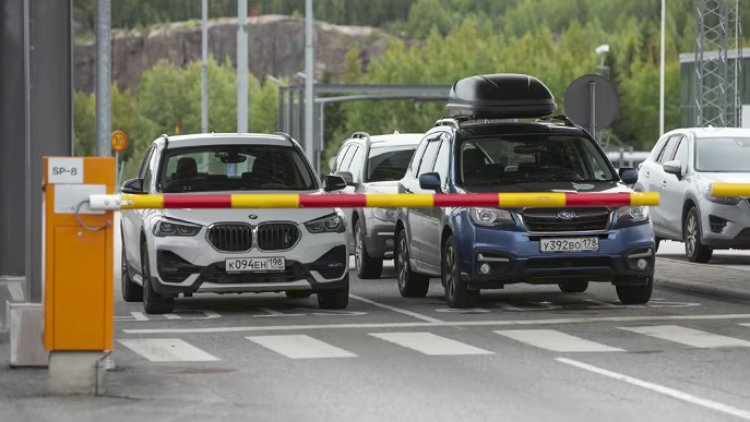    Latviyada müsadirə olunan Rusiya maşınları Ukraynaya veriləcək    