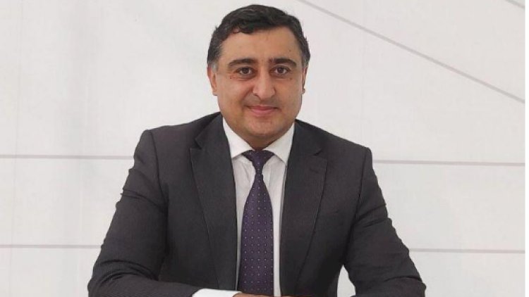    Yeni nazirlik müvəqqəti olaraq ona həvalə olundu   