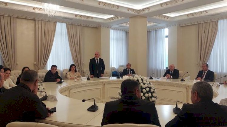    Sumqayıtda yeni yaşıllıq sahələrinin salınmasına dair maarifləndirici tədbir təşkil olundu   