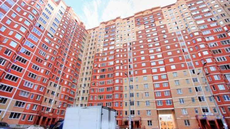    Paytaxtda bədbəxt hadisə: Ana qızını xilas etmək istəyərkən öldü   
