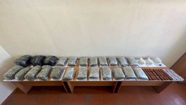   İranla sərhəddə 42 kilo narkotik aşkarlandı - Həbs olunan var   
