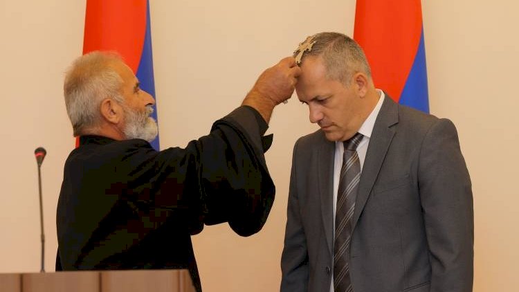    Şahramanyan utopiyadan əl çəkmir: Ermənistan hakimiyyətindən qadağalar   