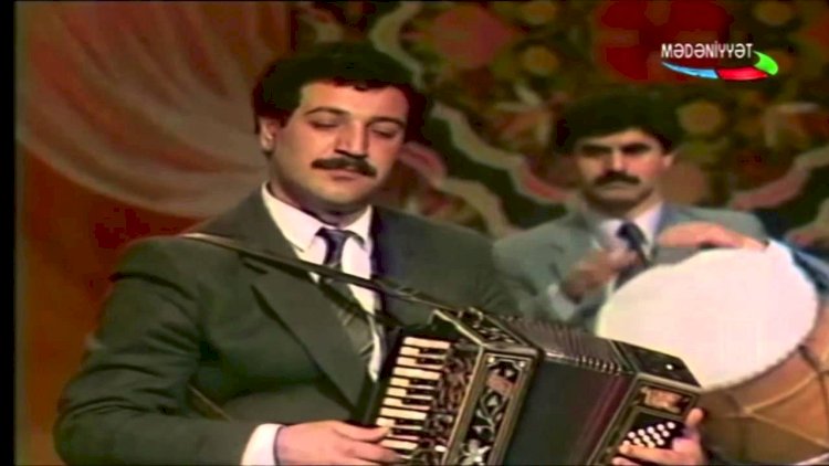   Tanınmış qarmonçu dünyasını dəyişdi   