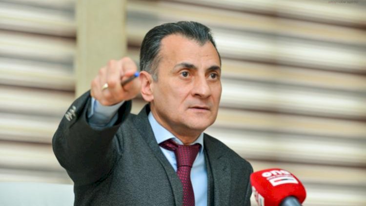    MİR ŞAHİN FENOMENDİR: Söyən də, döyən də, sevən də...   