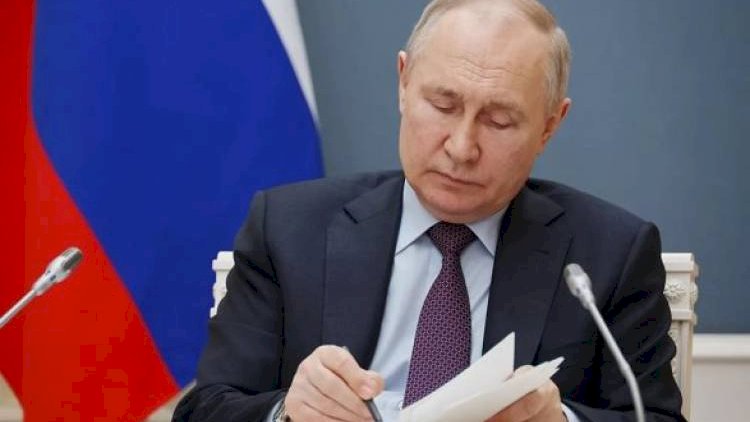    Putin seçkilərlə bağlı qanun imzaladı   