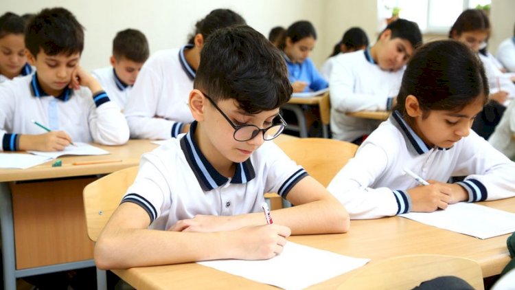    Məktəblilərin payız tətili başa çatır   