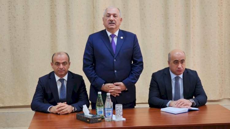    Əzizovun növbəti görüşü: Bu dəfə Hövsan sakinlərini dinlədi   