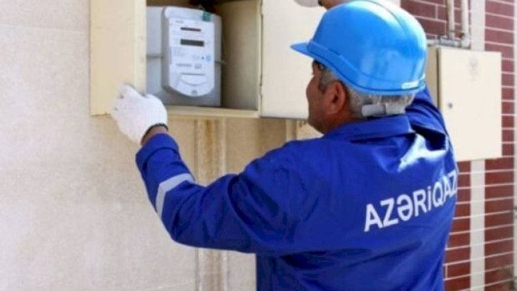    Bakıda özünü “Azəriqaz” işçisi kimi təqdim edən şəxs taksi sürücüsünün... - Şok hadisə   